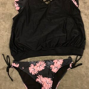 Swimming suits for women’s NWOT